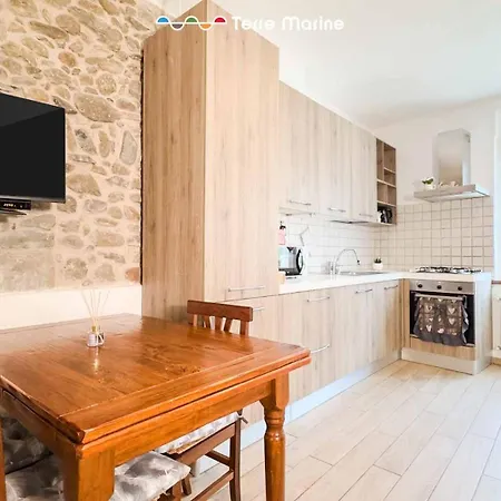 Il Volto, Terre Marine Apartman *